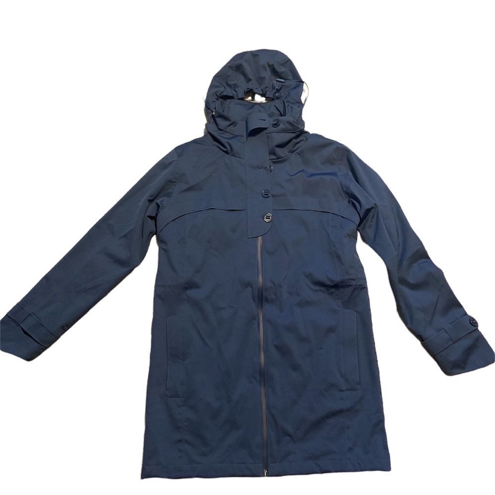 Protected Species blue/cream soft shell water resistant hiking jacket Small,NWOT